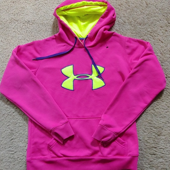 Under Armour Other - Under Armour sweatshirt